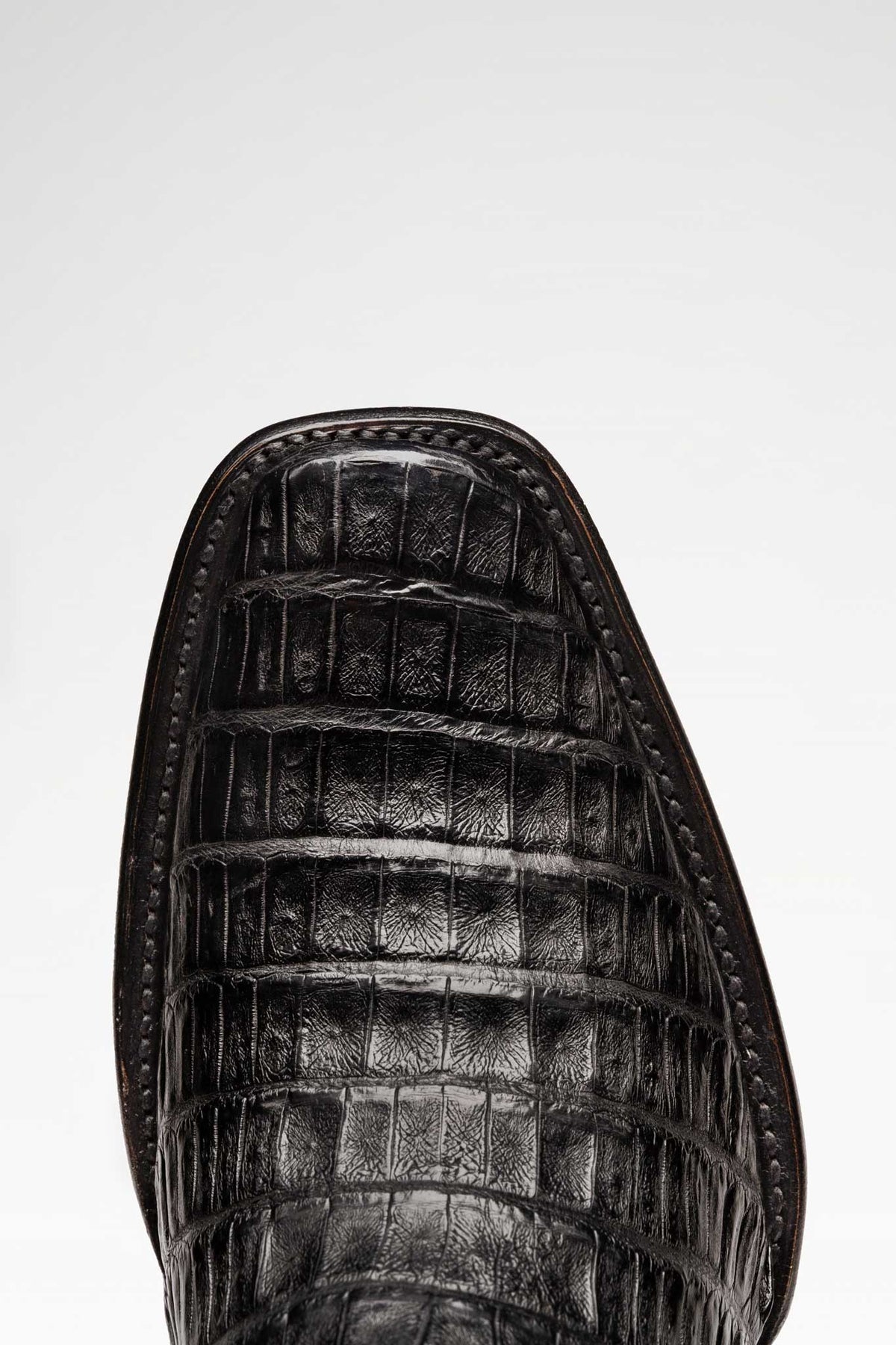 Bota Macam Caimán Negro