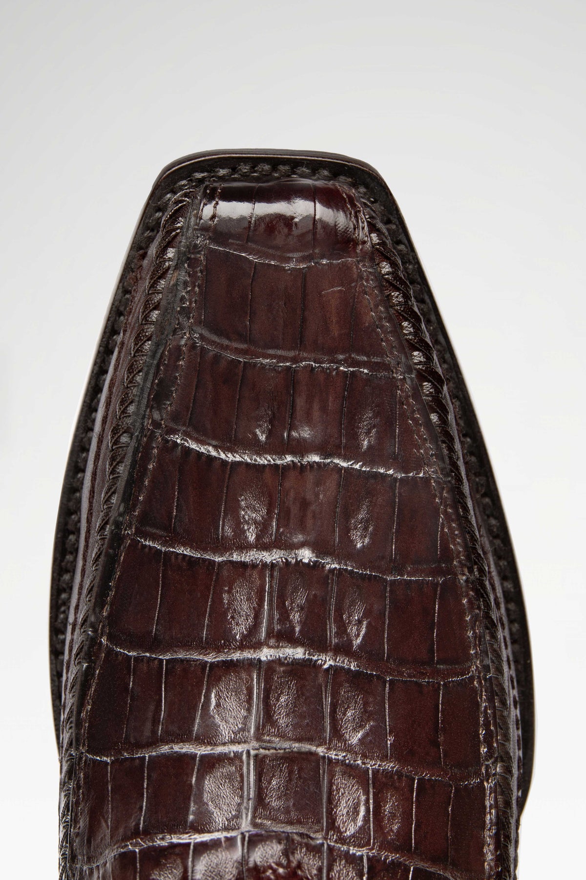 Bota de piel modelo 8000 +7 Caiman color Cafe