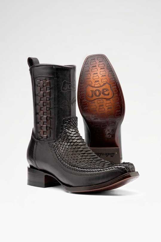 Bota de piel modelo 8000 +7 Python color Negro