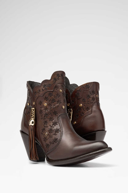 Bota de piel Ximena Pelibuey color Chocolate