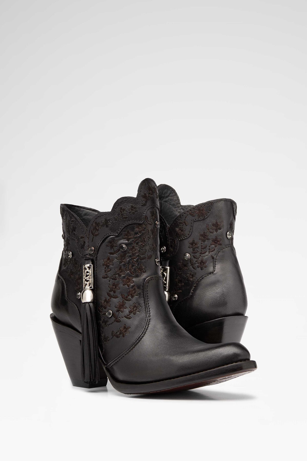 Bota de piel Ximena Pelibuey color negro